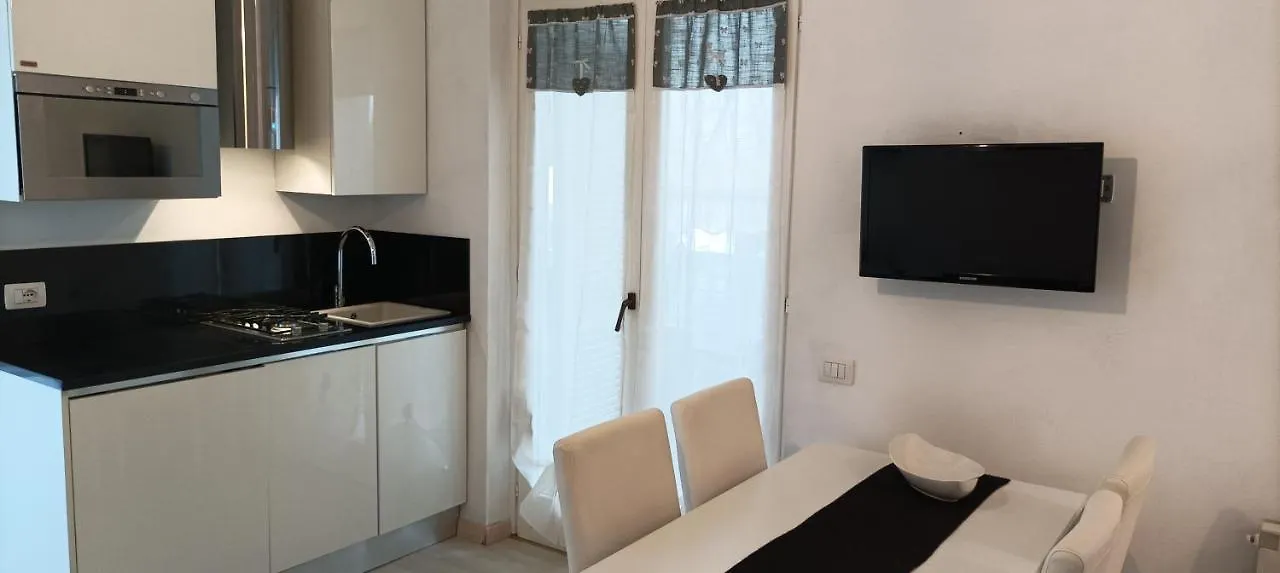 Appartamento La Casina Di Ale Marina Di Carrara Italia